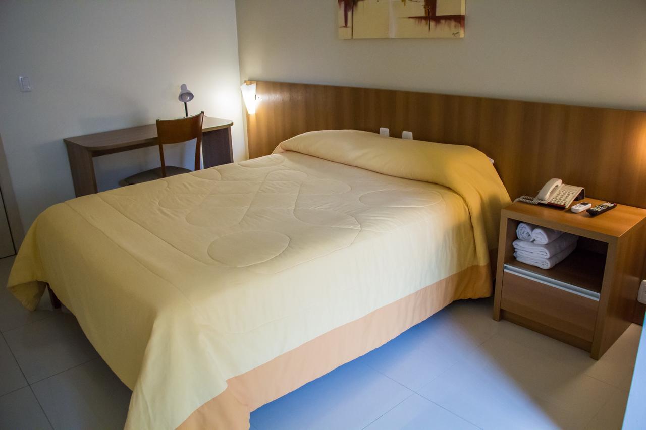 Hotel Fiorio Флорис-да-Кунья Экстерьер фото