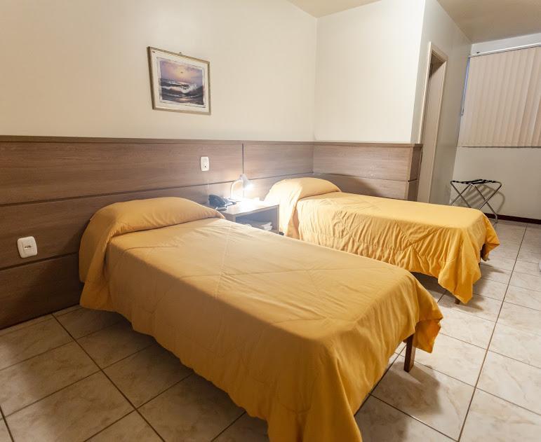 Hotel Fiorio Флорис-да-Кунья Экстерьер фото